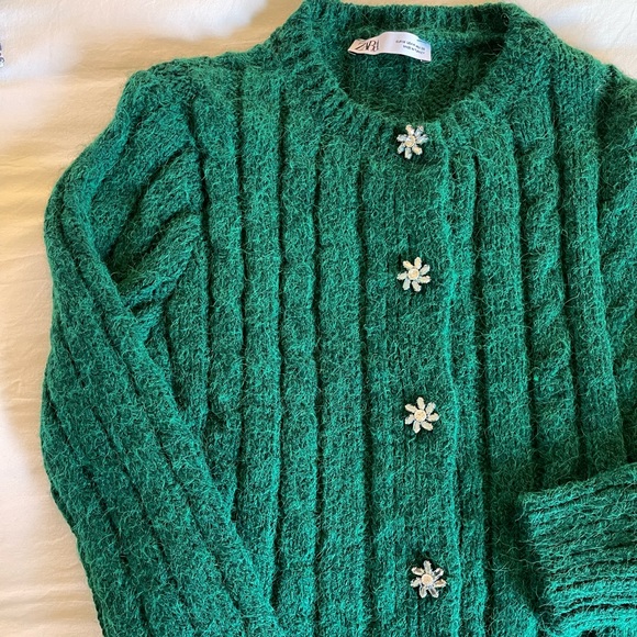 Zara Green Cardigan - Picture 2 of 7